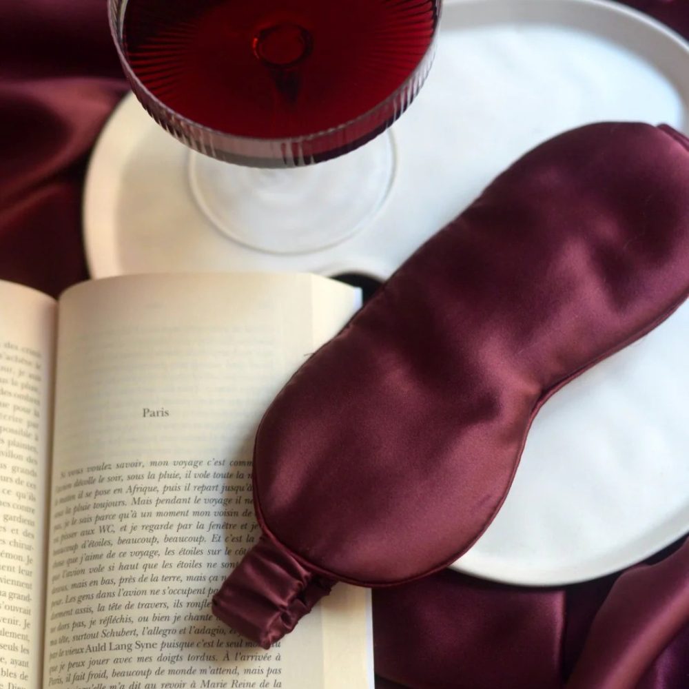 Masques de sommeil en soie biologique.