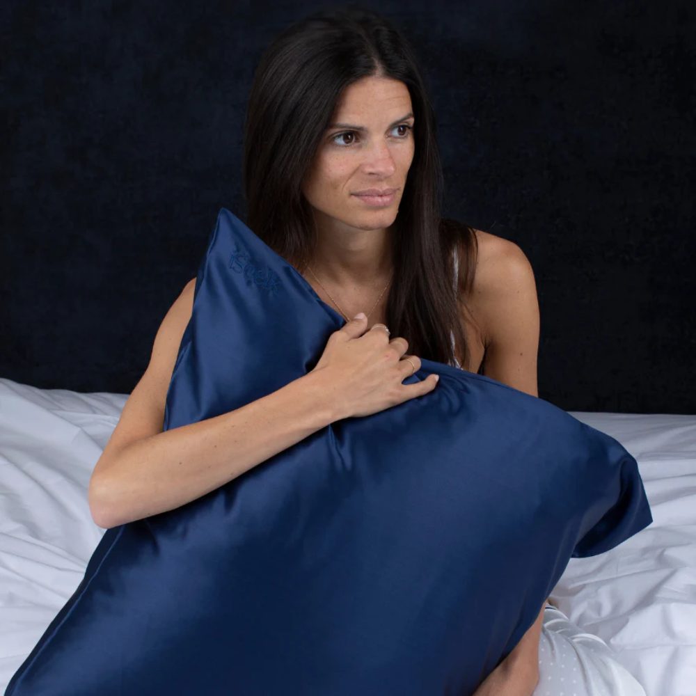 Bleu Marine. Taie d'oreiller en soie BIO.